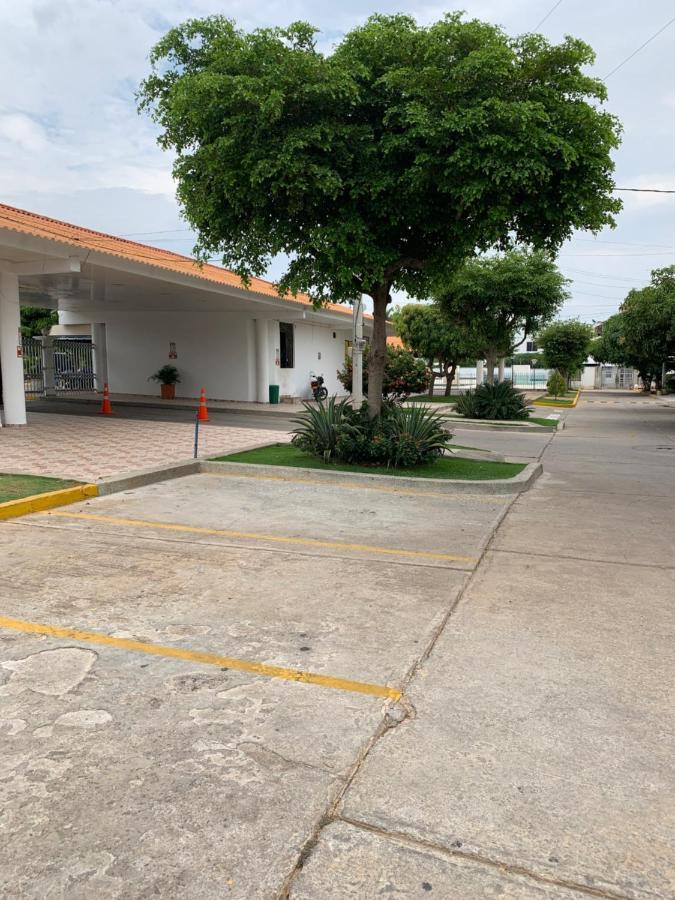 Hostal Lucy Valledupar Ngoại thất bức ảnh